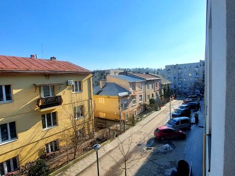 квартира по адресу Руфа ул., 45