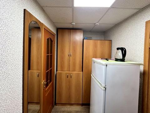 коммерческая по адресу Кам'янецька ул., 84
