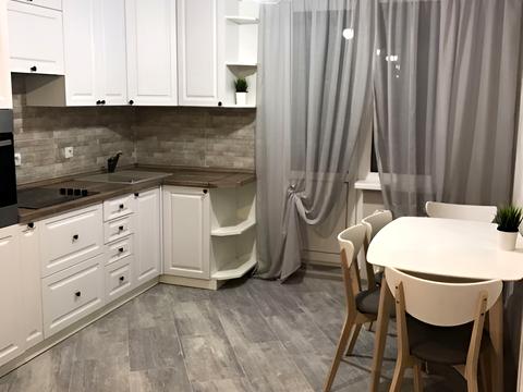 квартира по адресу Софии Русовой ул., 1