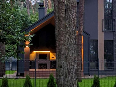 будинок за адресою лісова