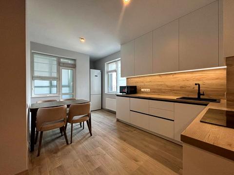 квартира за адресою Київ, Костанайська вул., 13