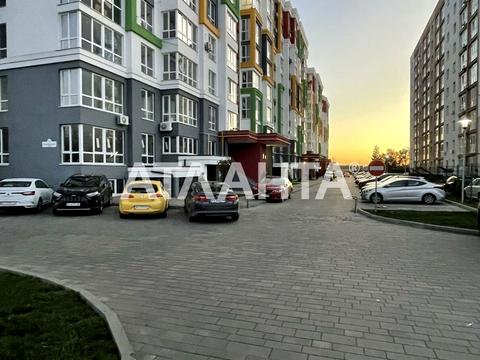 квартира за адресою Машинобудівників вул., 16