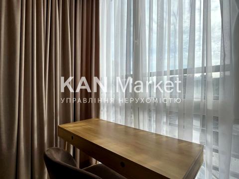 квартира за адресою Тадея Рильського бульв., 1