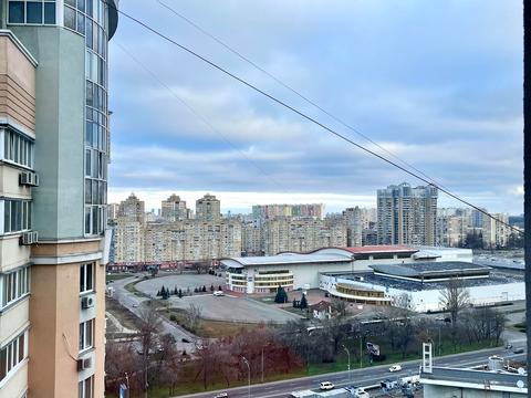 квартира по адресу Киев, Раисы Окипной ул., 10-А