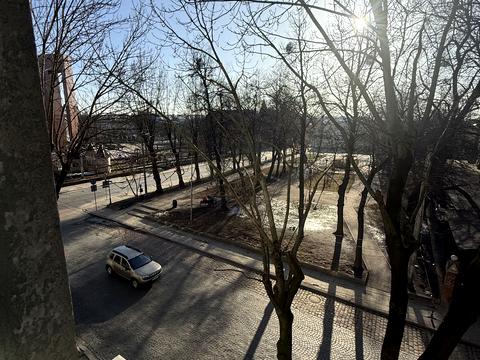 квартира за адресою Марка Кропивницького пл., 4