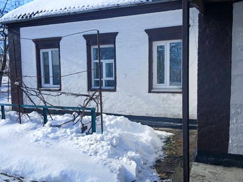 будинок за адресою Глобине, Центральна вул., 15