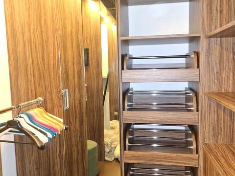 квартира по адресу Андрея Верхогляда ул. (Михайла Драгомирова), 14