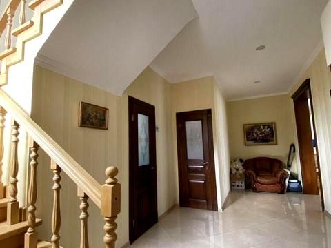 дом по адресу комарова