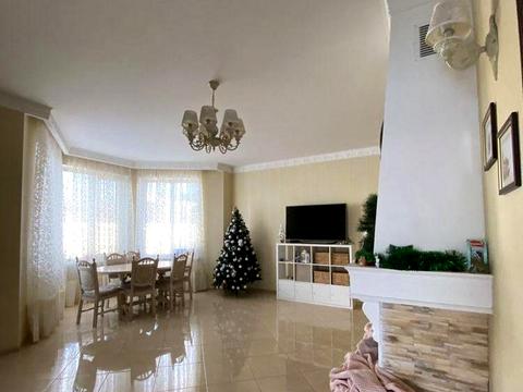 дом по адресу комарова