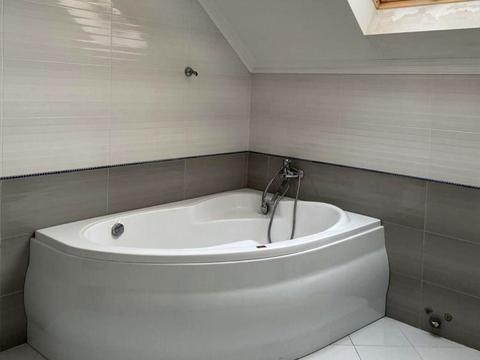 дом по адресу комарова