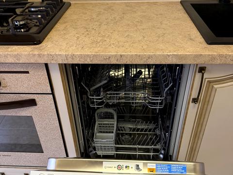 квартира за адресою Київ, Політехнічна вул., 5-А