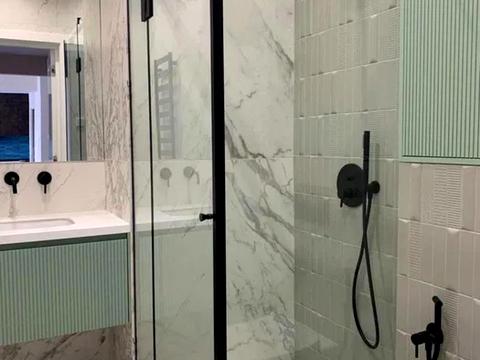 дом по адресу с. Вишенки, квітуча