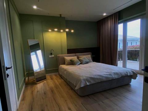 дом по адресу с. Вишенки, квітуча