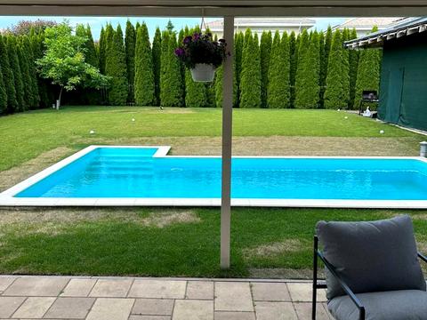 дом по адресу с. Вишенки, квітуча