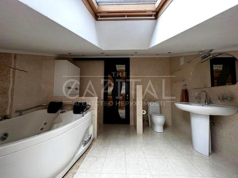 будинок за адресою Андрія Малишка