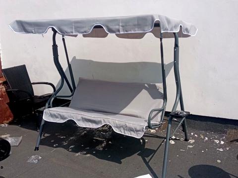 квартира по адресу Николая Амосова ул., 2