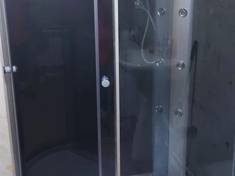 будинок за адресою Михайла Комарова вул.