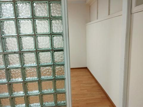 комерційна за адресою Михайла Стельмаха вул., 8