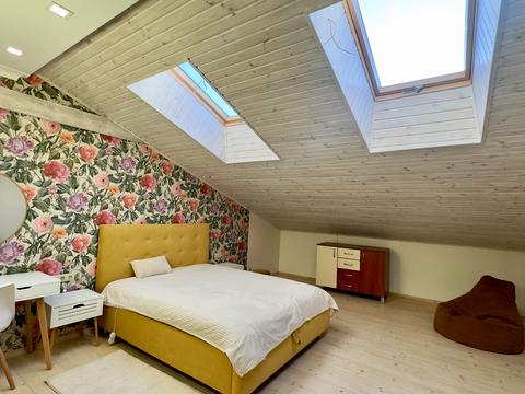 квартира за адресою Академіка Філарета Колесси вул. (), 11