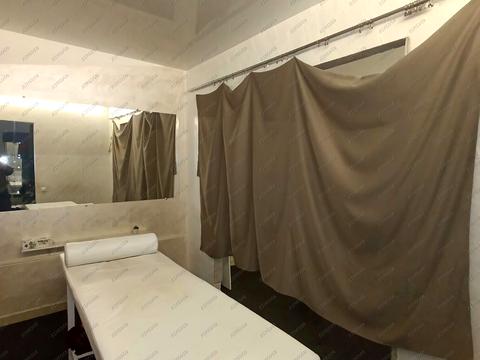 комерційна за адресою Київ, Володимира Івасюка просп. (Героїв Сталінграду), 8