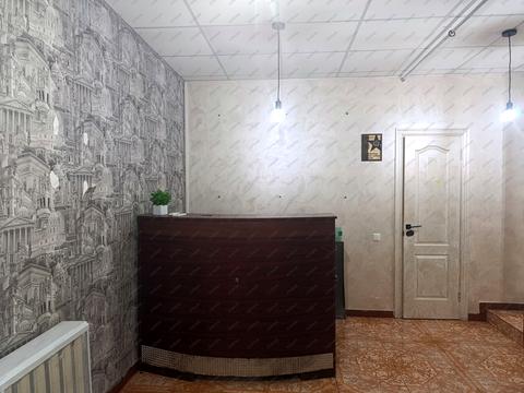 комерційна за адресою Київ, Володимира Івасюка просп. (Героїв Сталінграду), 8