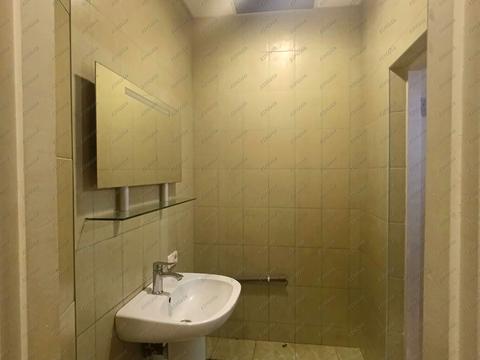 комерційна за адресою Київ, Володимира Івасюка просп. (Героїв Сталінграду), 8