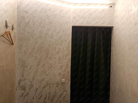 комерційна за адресою Київ, Володимира Івасюка просп. (Героїв Сталінграду), 8