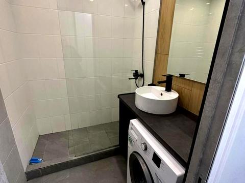 квартира за адресою Анни Ахматової вул., 4