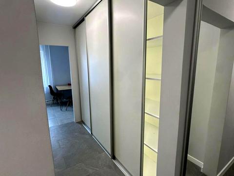 квартира за адресою Анни Ахматової вул., 4