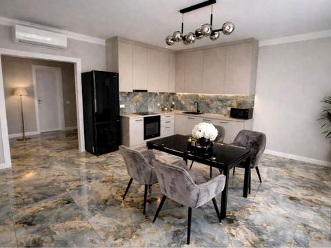 квартира за адресою Причальна вул., 12