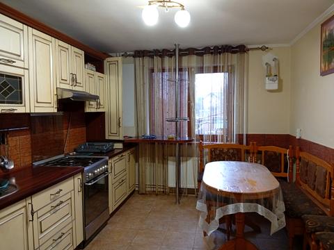 дом по адресу Лесі Українки