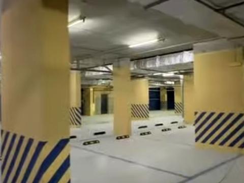 паркомісце за адресою Берковецька вул., 4-Д