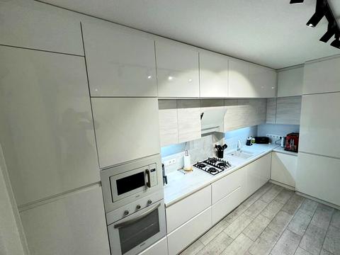 квартира за адресою Олександра Довженка вул., 37