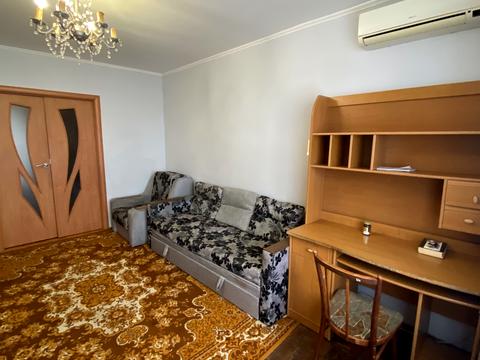 квартира по адресу Ревуцкого ул., 17