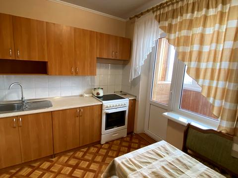 квартира по адресу Ревуцкого ул., 17