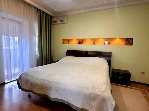 будинок за адресою Миколи Стасюка вул. (Новосибірська), 39