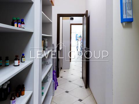 комерційна за адресою Антоновича вул. (Горького), 93