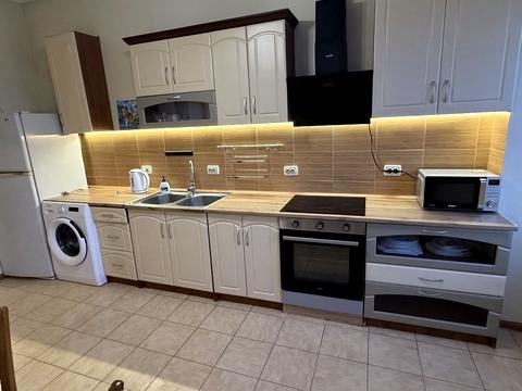 квартира за адресою Пантелеймонівська вул., 88/1