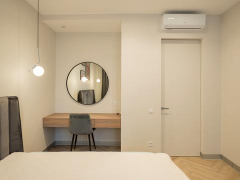 квартира за адресою Андрія Верхогляда вул. (Михайла Драгомирова), 17-Б