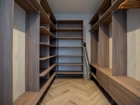 квартира за адресою Андрія Верхогляда вул. (Михайла Драгомирова), 17-Б