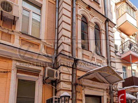 комерційна за адресою Київ, Лисенка вул., 3