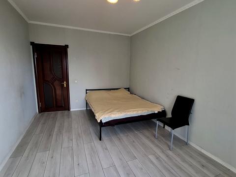 квартира за адресою Драгоманова вул., 1-Б