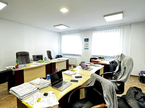 комерційна за адресою Сембратовичів вул. (), 37