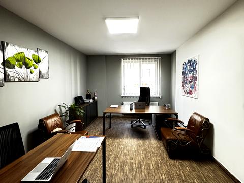 комерційна за адресою Сембратовичів вул. (), 37