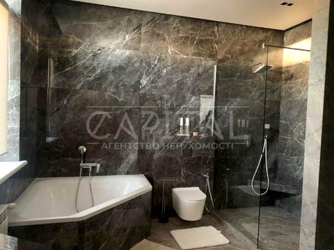 будинок за адресою Київ, вул. Товарна, 24Б