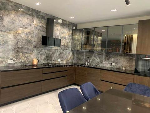 будинок за адресою Київ, вул. Товарна, 24Б