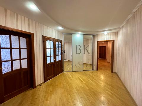 квартира за адресою Генерала Генадія Воробйова вул. (Курська), 13-Е