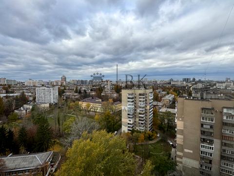 квартира за адресою Генерала Генадія Воробйова вул. (Курська), 13-Е