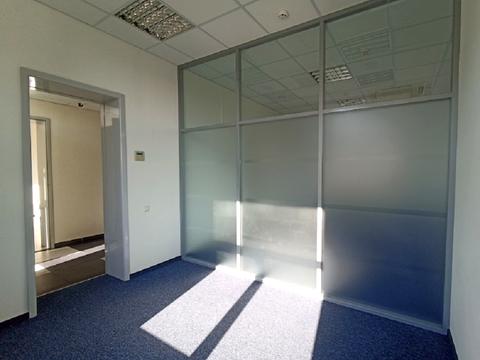 комерційна за адресою Миколи Міхновського бульв. (Дружби народів), 19