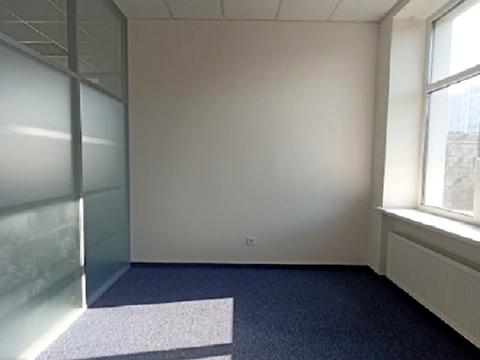 комерційна за адресою Миколи Міхновського бульв. (Дружби народів), 19